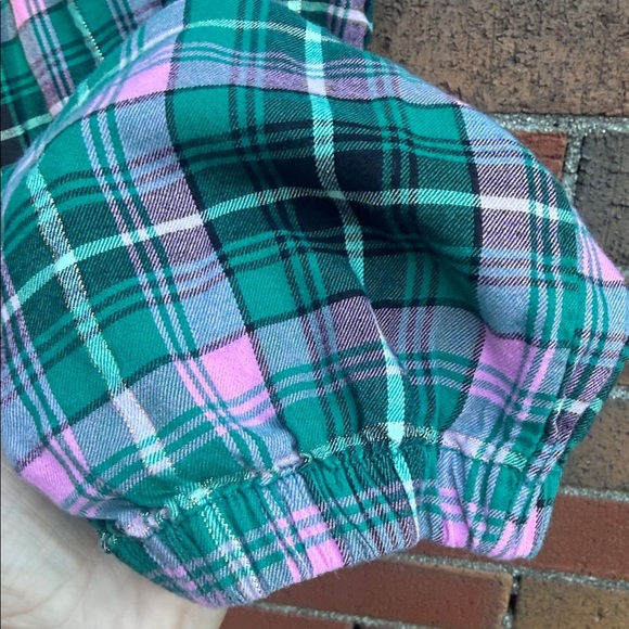 Victoria’s Secret Plaid Flannel Pajama Pants - Women’s Medium - Picture 5 of 7